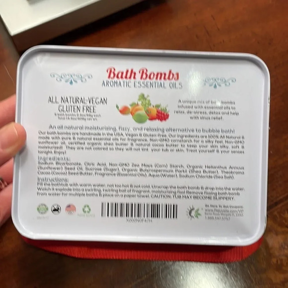 NWT Bath Bombs Aromatic Essential Oils. - Picture 11 of 11
